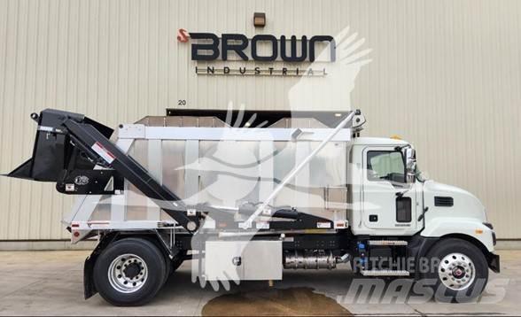 Mack MD7 Other