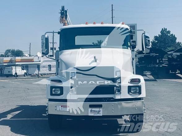 Mack MD7 Other
