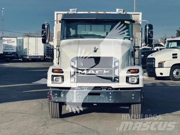 Mack MD7 Other