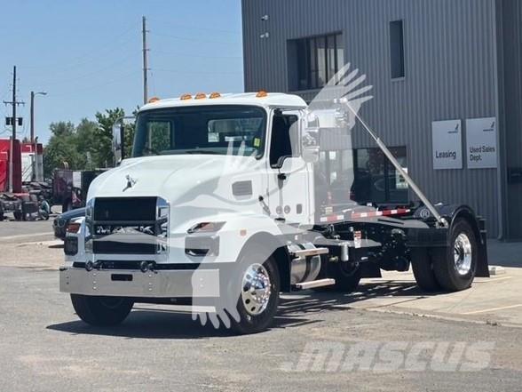 Mack MD7 Other