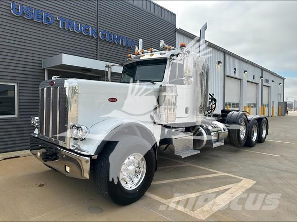 Peterbilt 389 Prime Movers