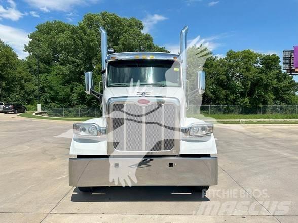 Peterbilt 567 Prime Movers