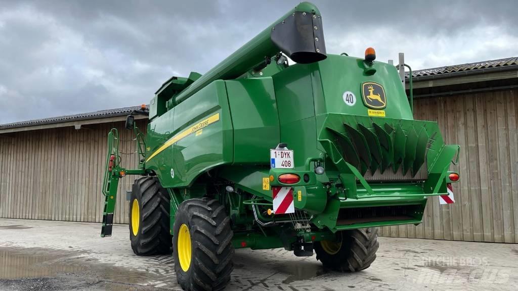 John Deere T 560 Combine harvesters