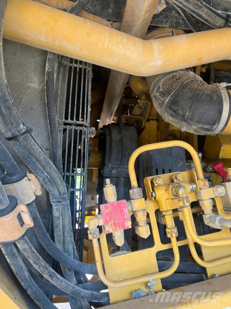 CAT 773 F Rigid dump trucks