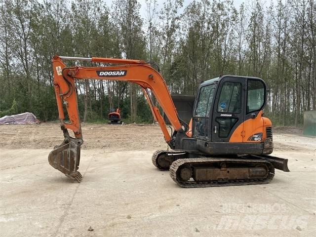 Doosan DX60 Mini excavators < 7t (Mini diggers)