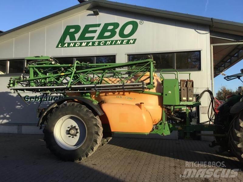 Amazone UX 4200 Trailed sprayers