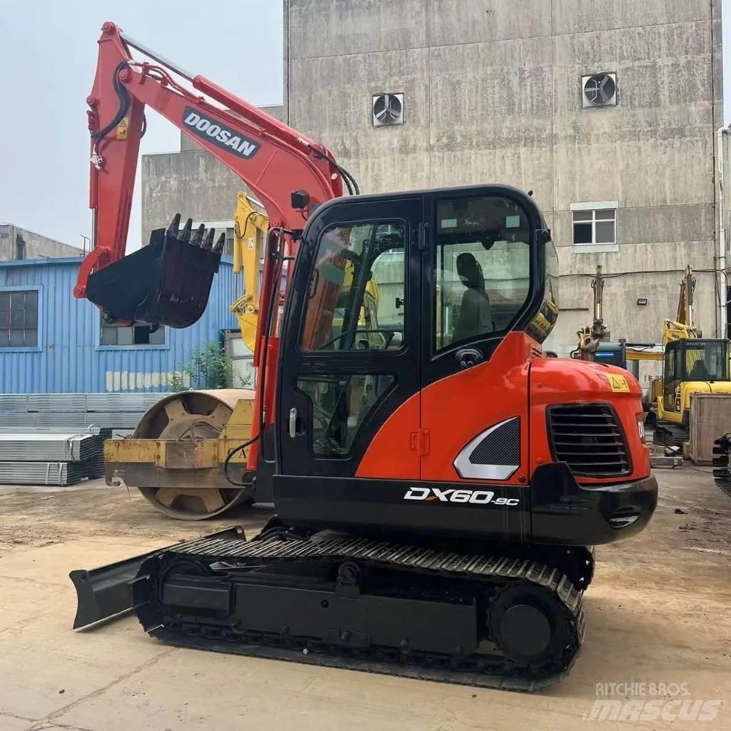 Doosan DX60 Crawler excavators