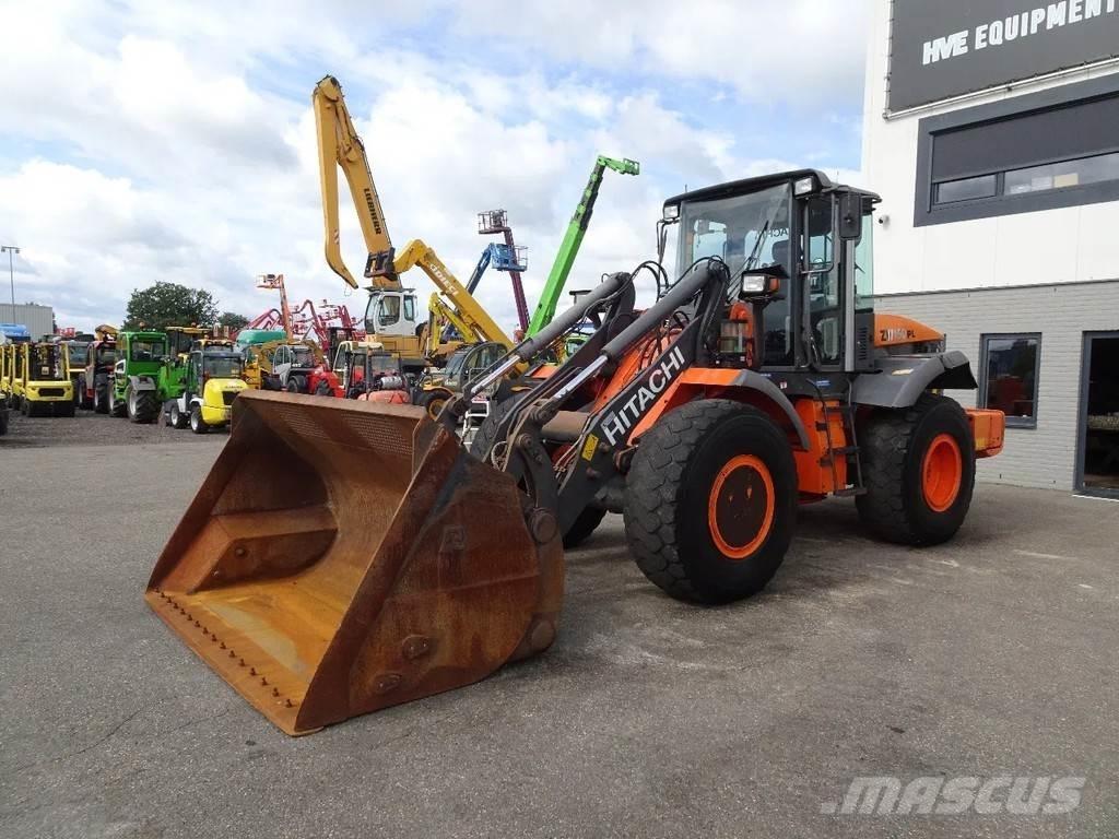 Hitachi ZW150 Wheel loaders