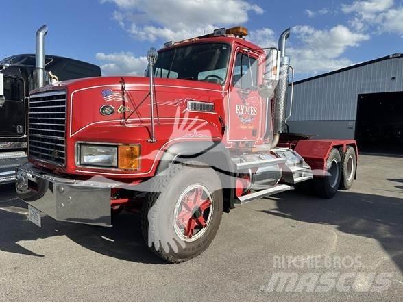 Mack CL753 Prime Movers