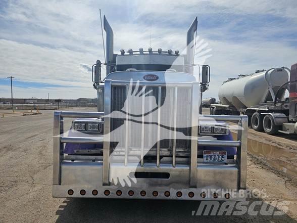 Peterbilt 379 Prime Movers