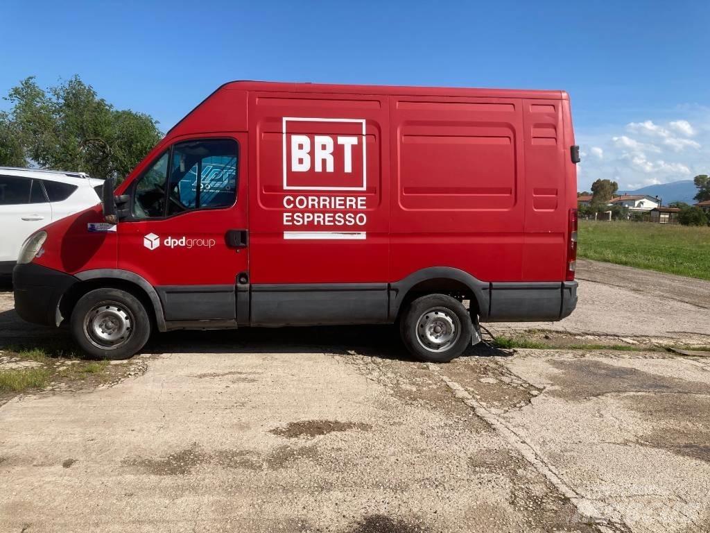 Iveco 35S Panel vans