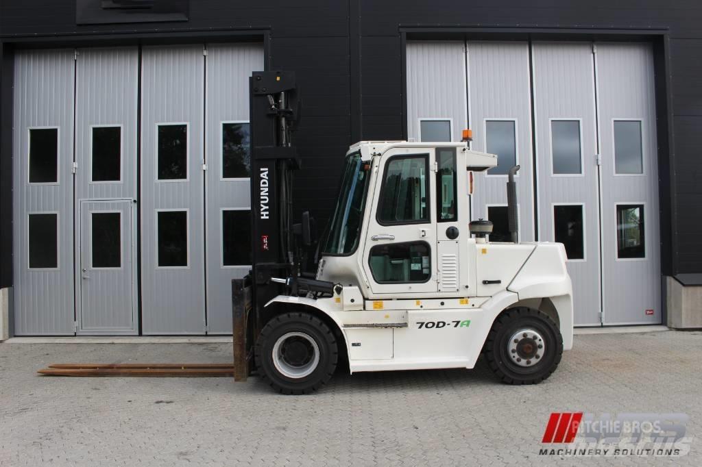 Hyundai 70 D-7 A Diesel trucks