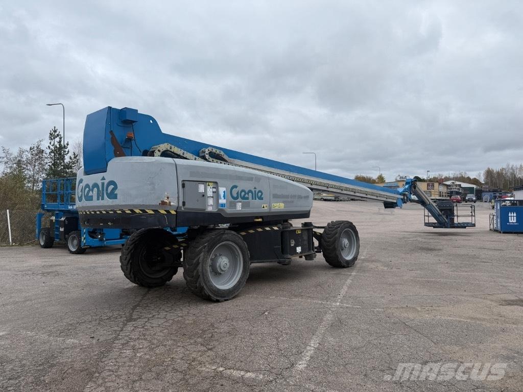 Genie SX 135 XC Articulated boom lifts