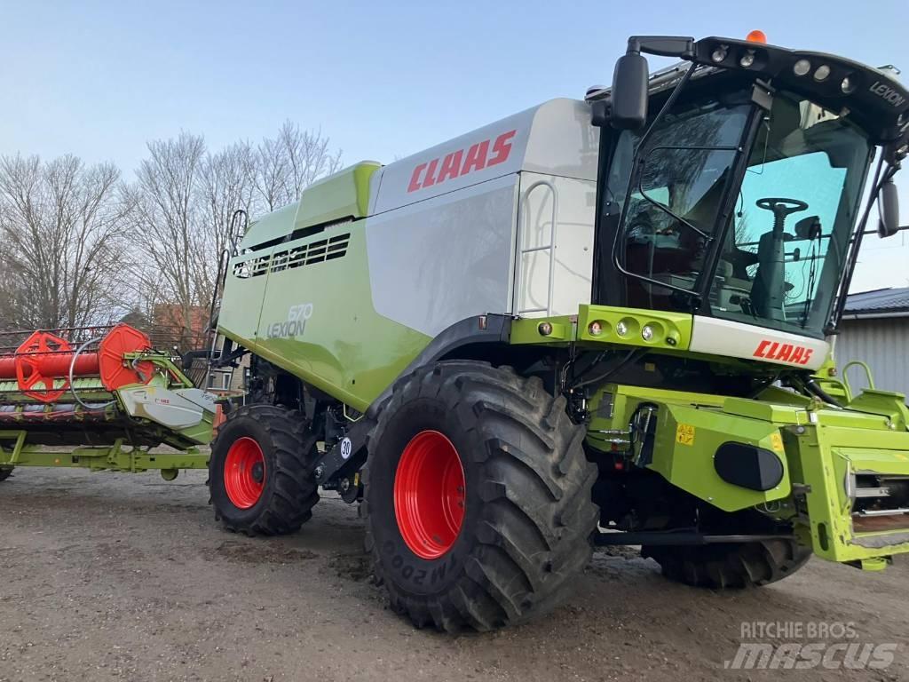 CLAAS Lexion 670 Combine harvesters
