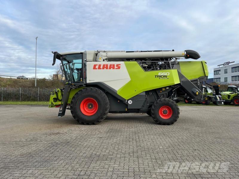 CLAAS TRION 660 Combine harvesters