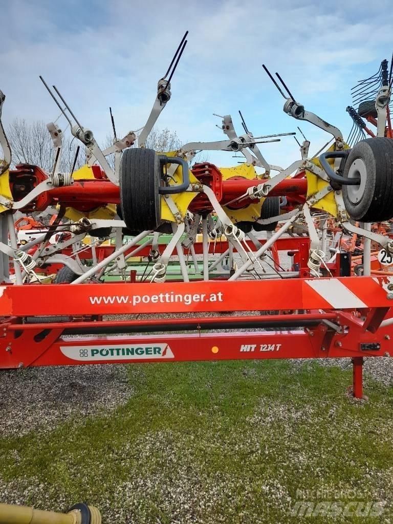 Pöttinger hit 12.14t Rakes and tedders