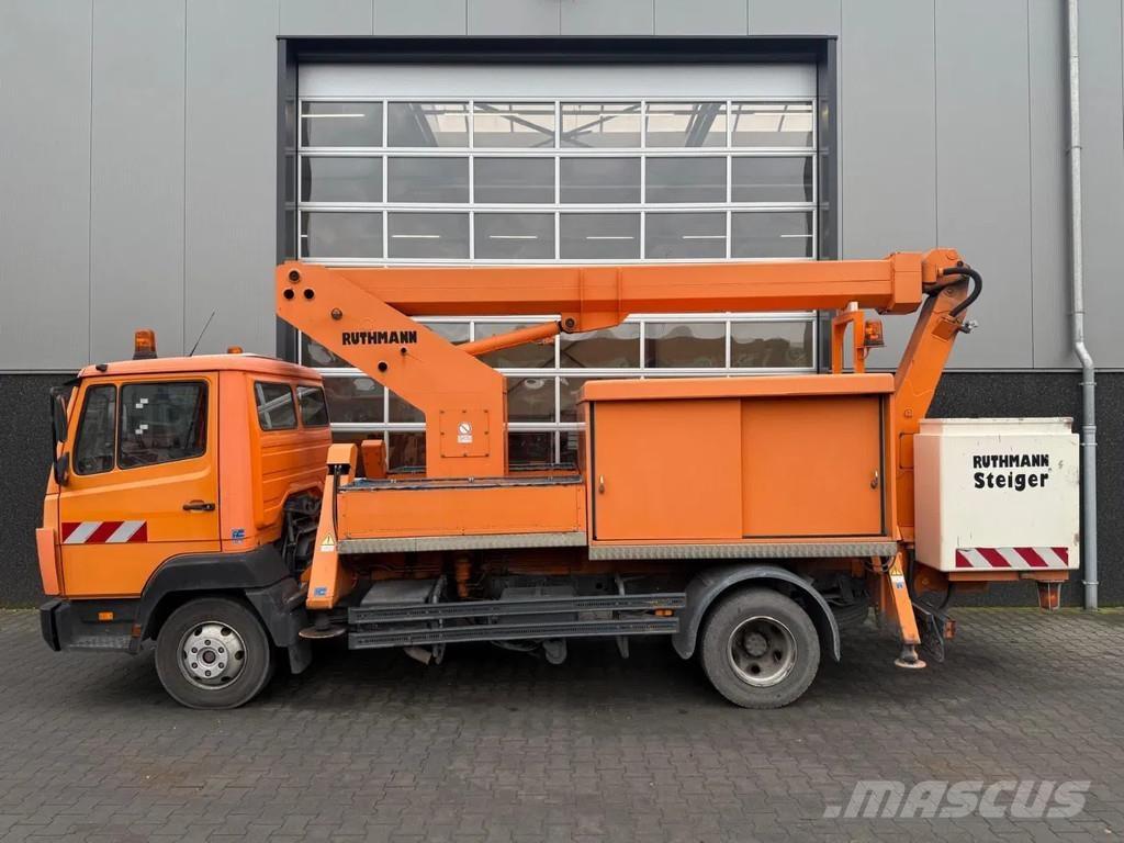 Mercedes-Benz 814 Truck mounted platforms