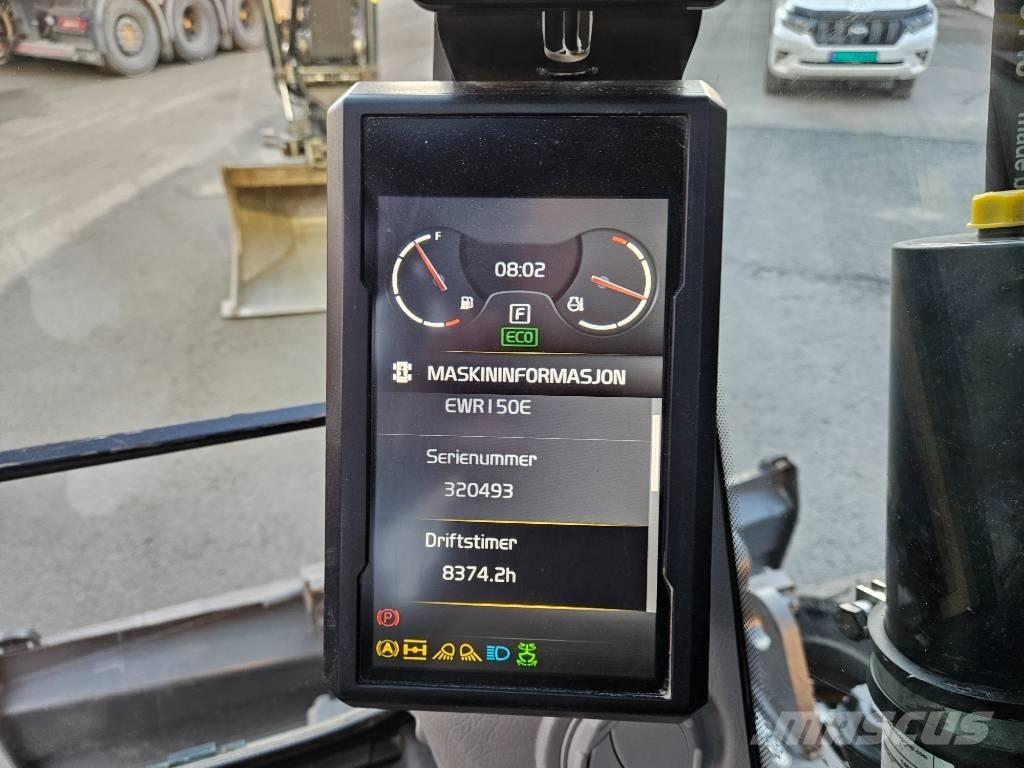 Volvo EWR 150 Wheeled excavators