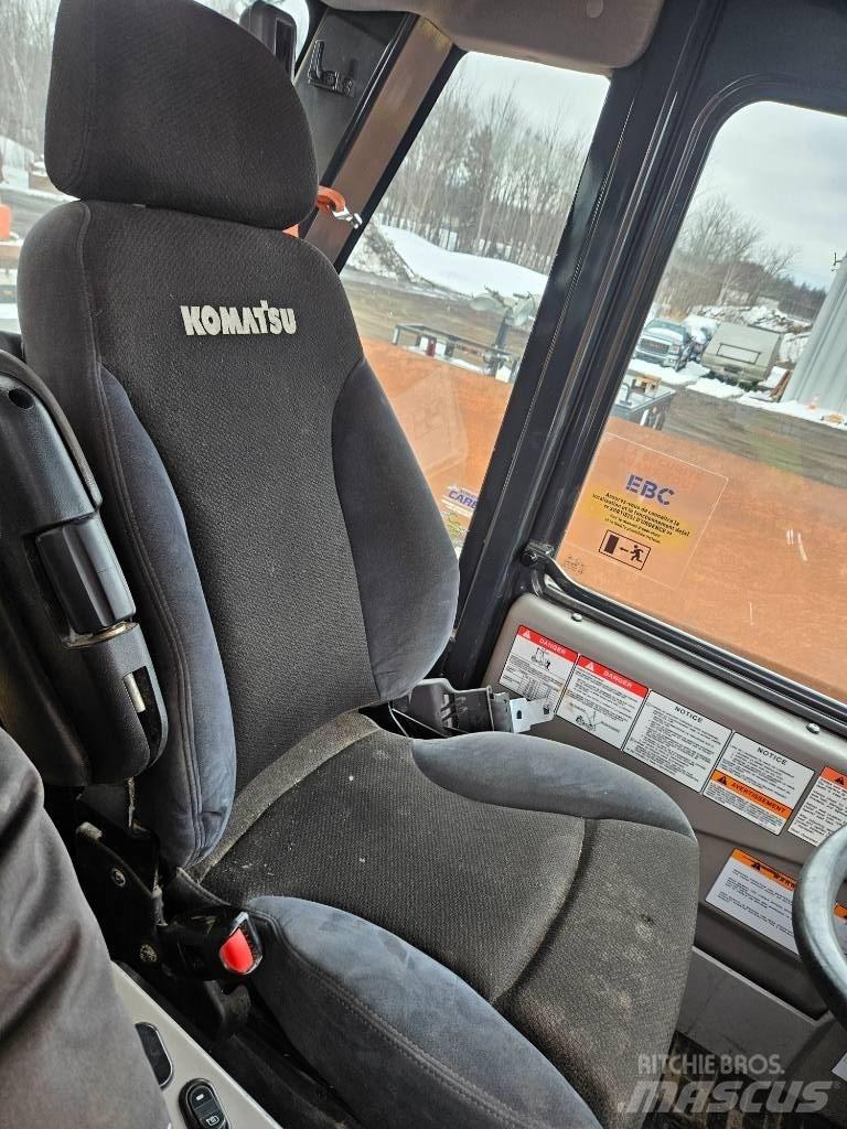 Komatsu HD465-8 Site dumpers