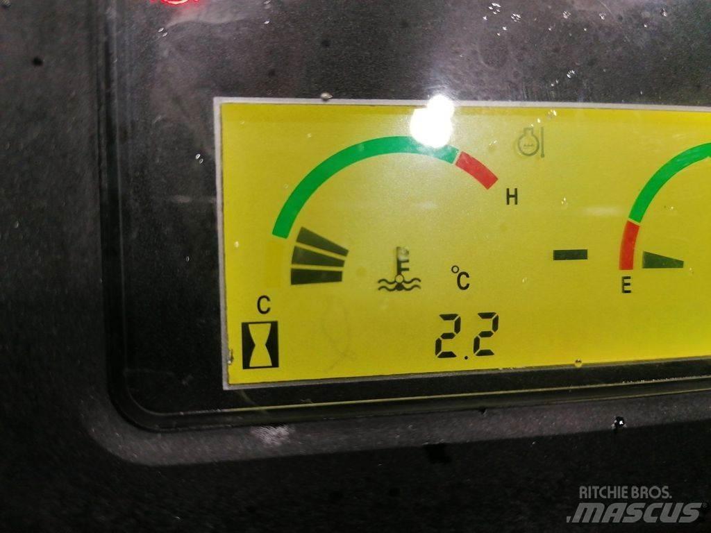 Yale GDP35UX Diesel trucks