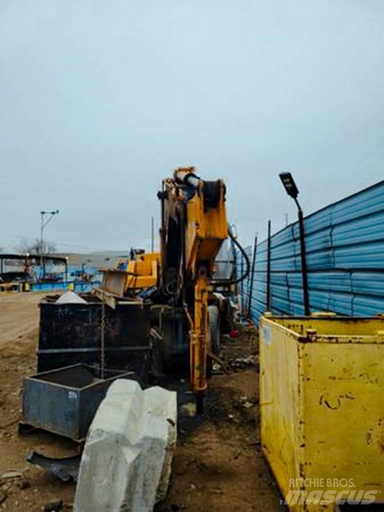Samsung SE 210 Crawler excavators