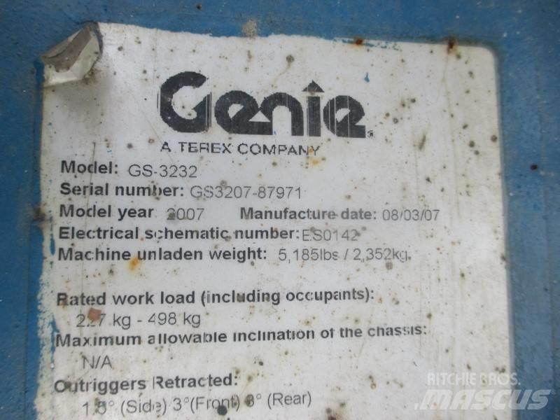 Genie GS 3232 Scissor lifts
