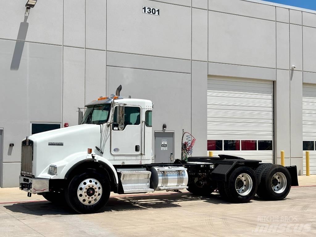 Kenworth T 800 Prime Movers