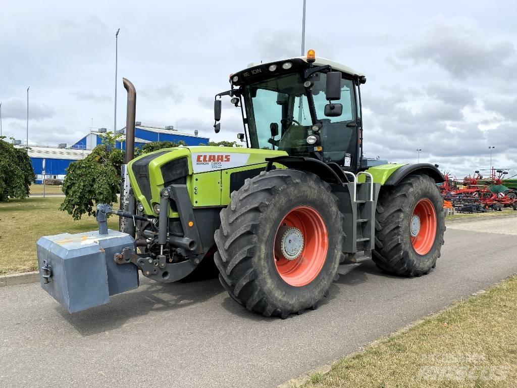 CLAAS Xerion 3800 Tractors