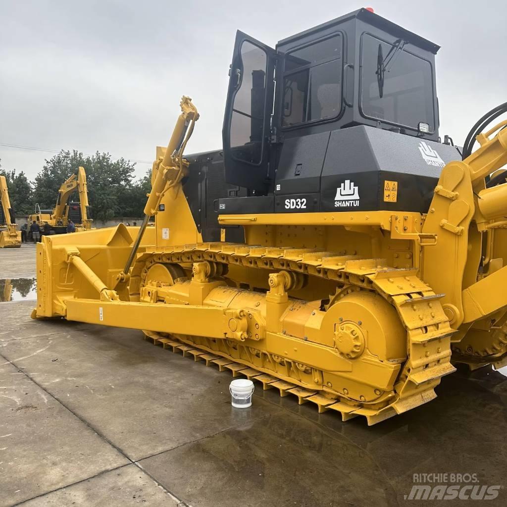 Shantui SD32 Crawler dozers
