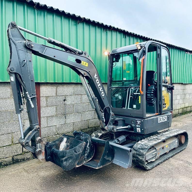 Volvo ECR25D Mini excavators < 7t (Mini diggers)