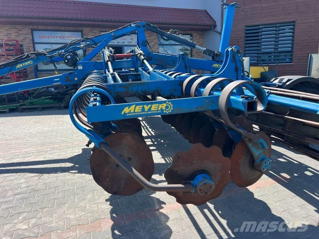 Kuhn Meyer Disc harrows