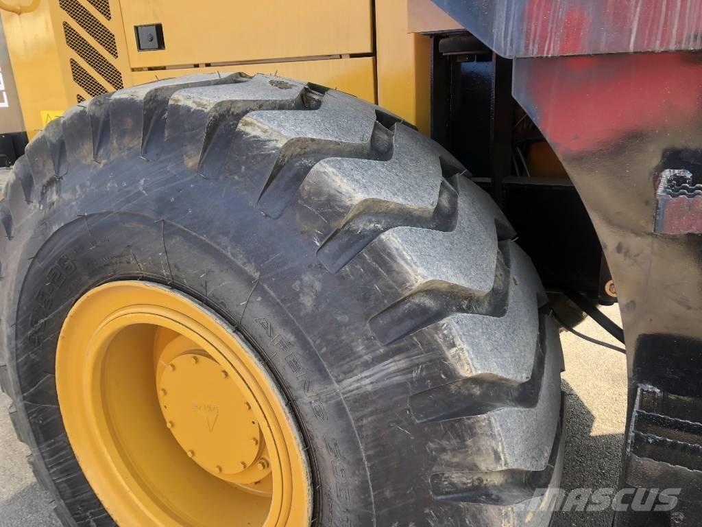 SDLG 956L Wheel loaders