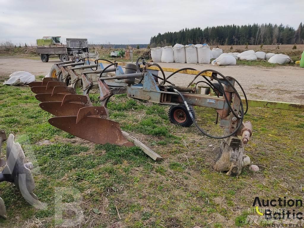 Överum C598L Plows