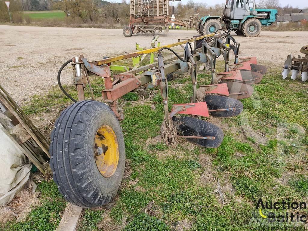 Överum C598L Plows