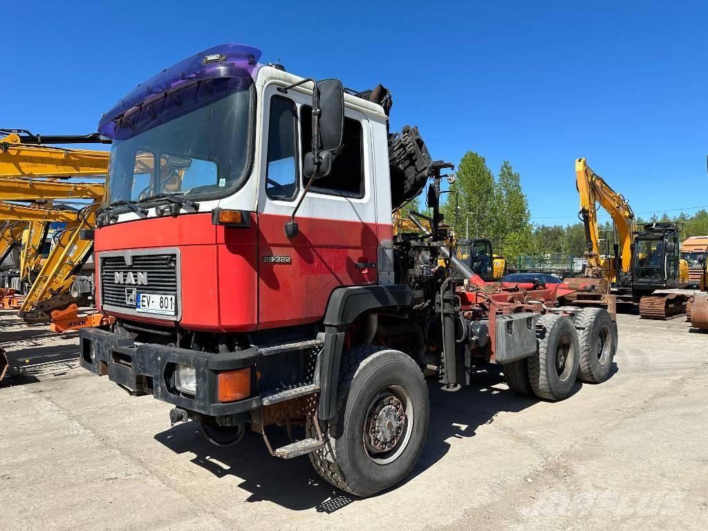 MAN 28.322 6x6 Tipper trucks
