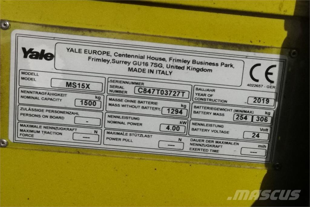 Yale MS15XSL Self propelled stackers