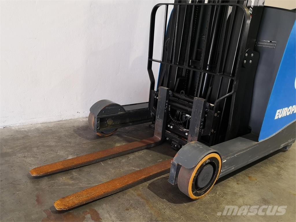 BYD RTR16 Reach truck