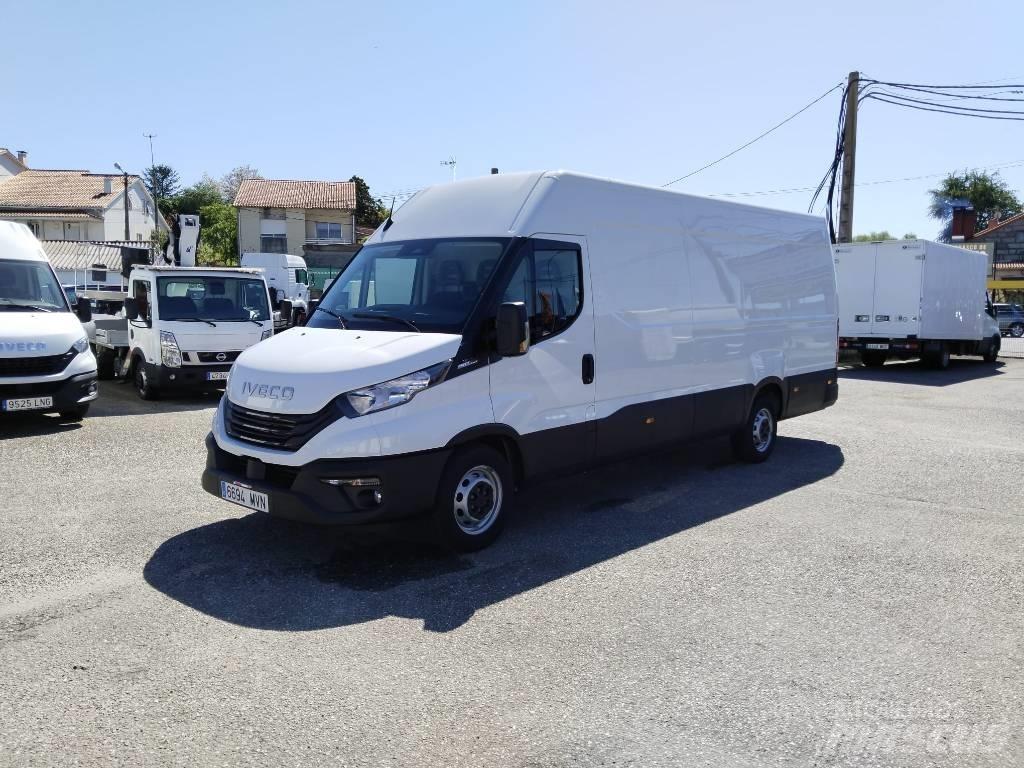 Iveco DAILY 35S18 Box body