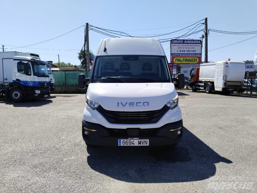 Iveco DAILY 35S18 Box body