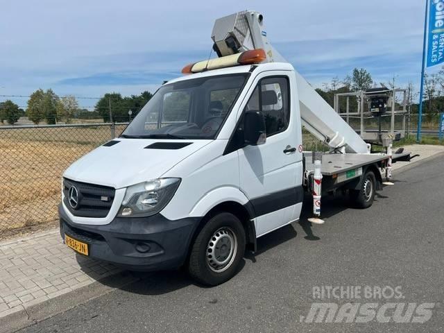 Palfinger P 260 B Truck mounted platforms