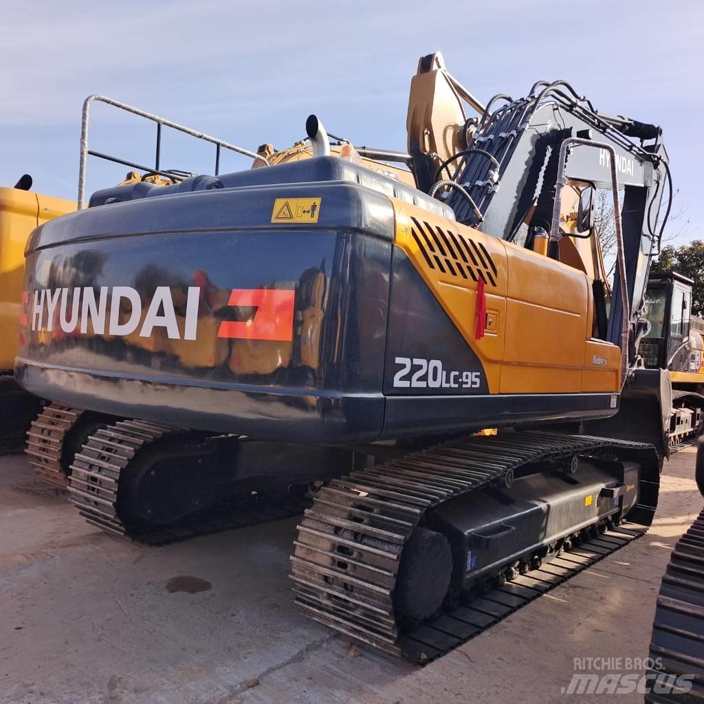 Hyundai 220LC-9S Crawler excavators