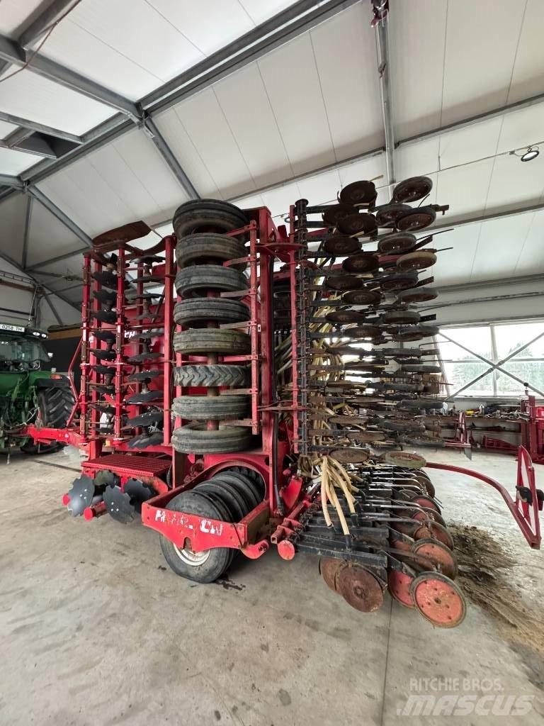 Horsch Pronto 8 DC Drills