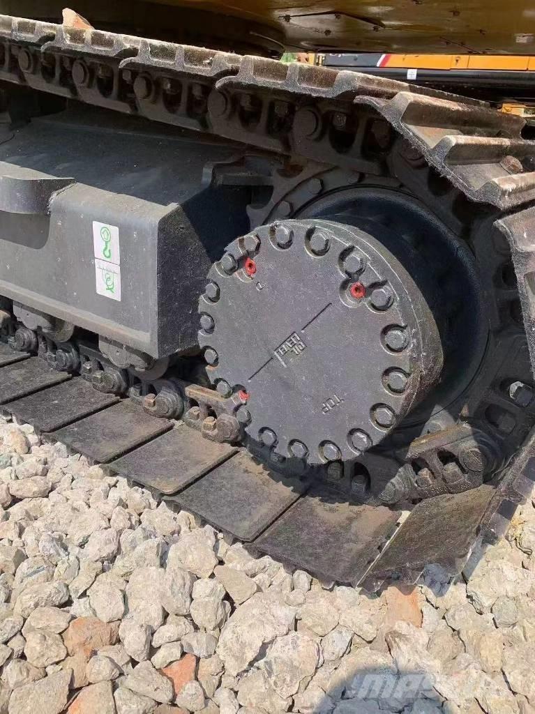 Komatsu PC 210 LC Crawler excavators