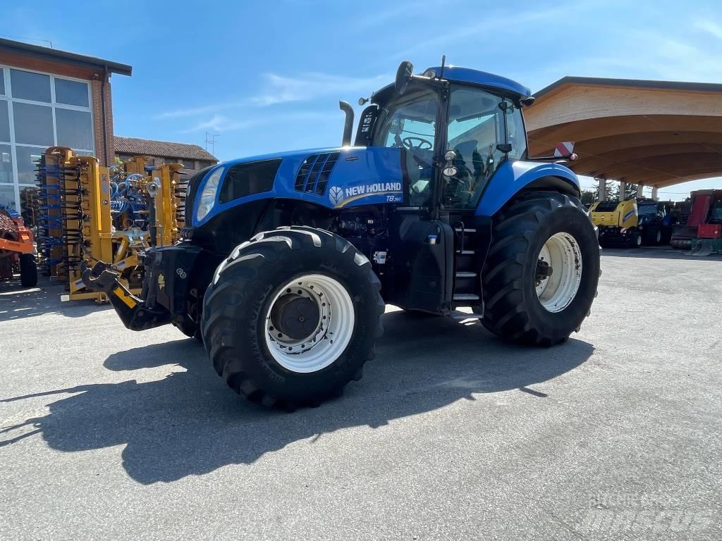 New Holland T 8.360 Tractors