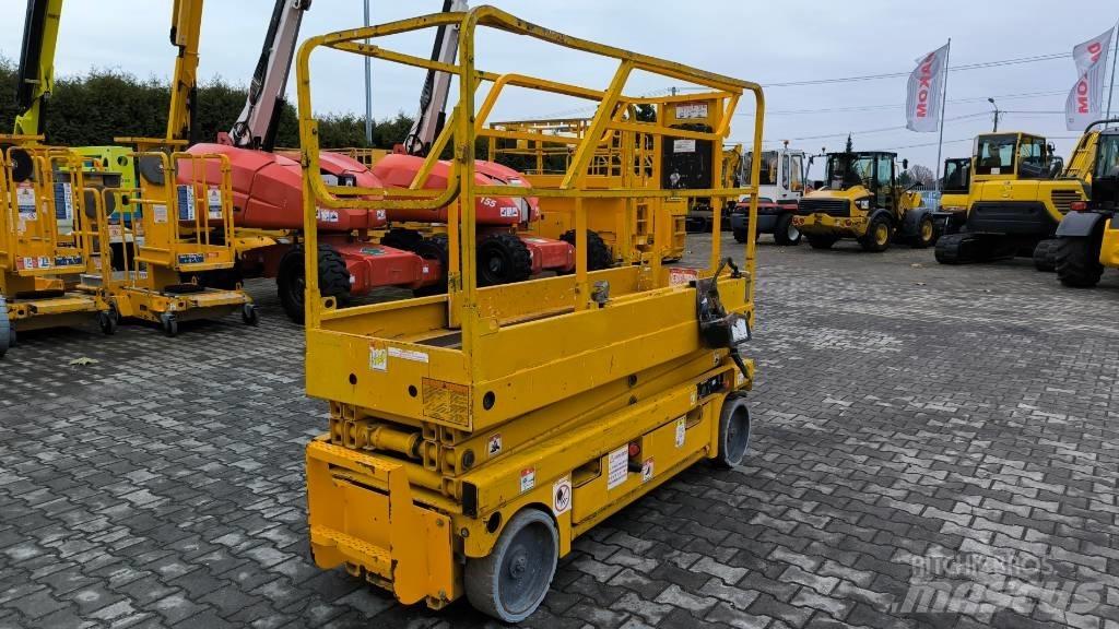 Haulotte Compact 8 Scissor lifts