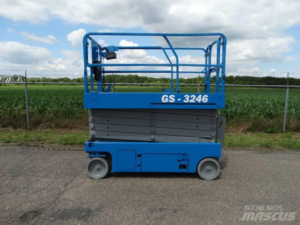 Genie GS 3246 Scissor lifts