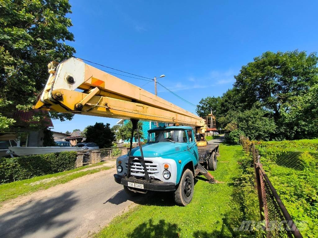 ZIL VS-22-MS Truck mounted platforms