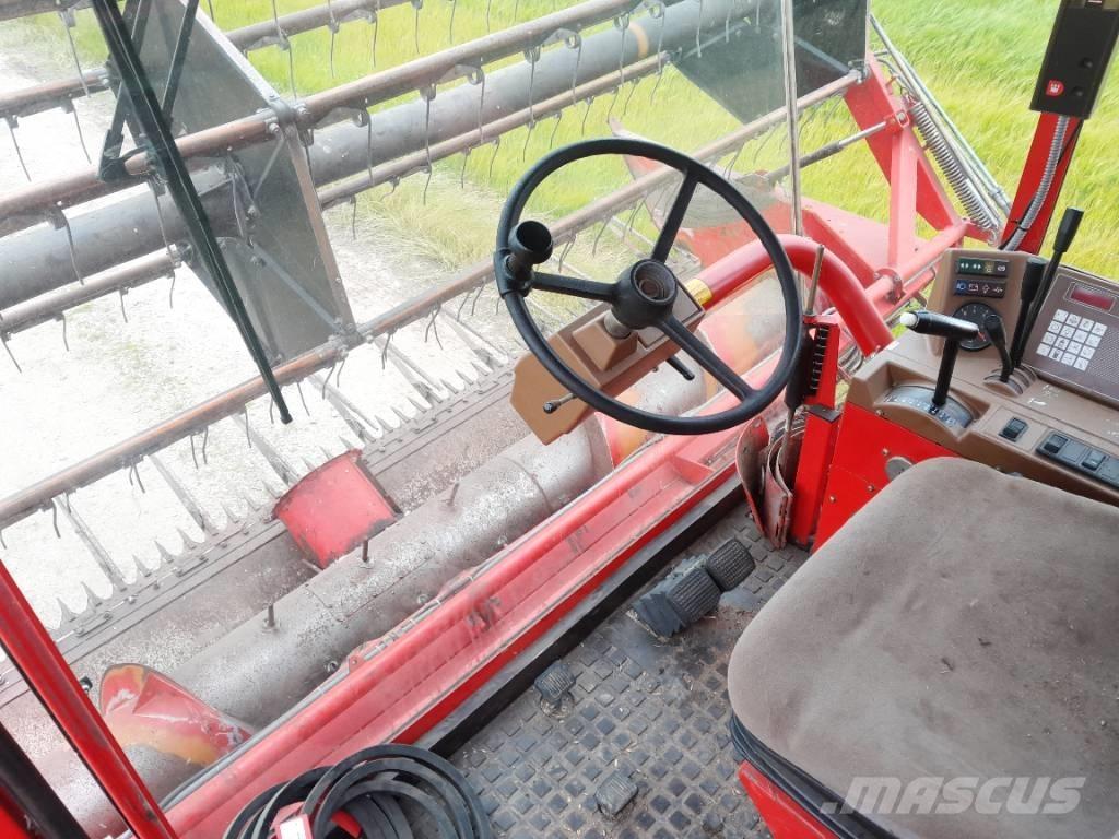 Dronningborg D 7500 Combine harvesters