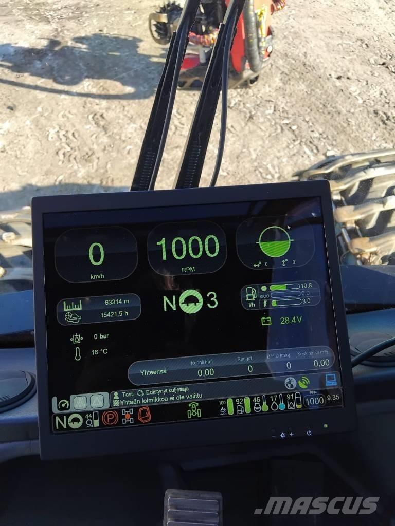 Komatsu 901XC Harvesters