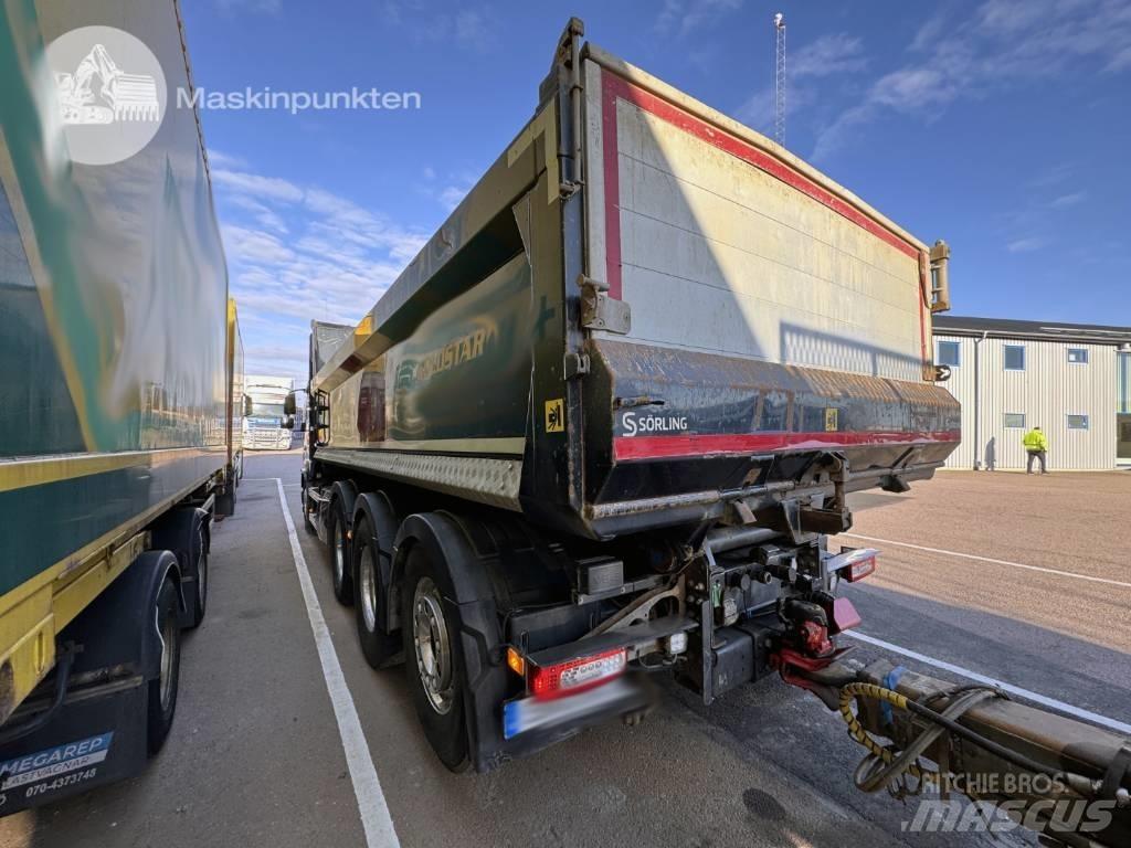 Volvo FMX 540 Tipper trucks